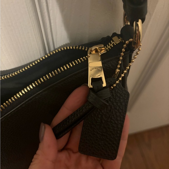 Women’s Coach crossbody bag - Picture 3 of 4